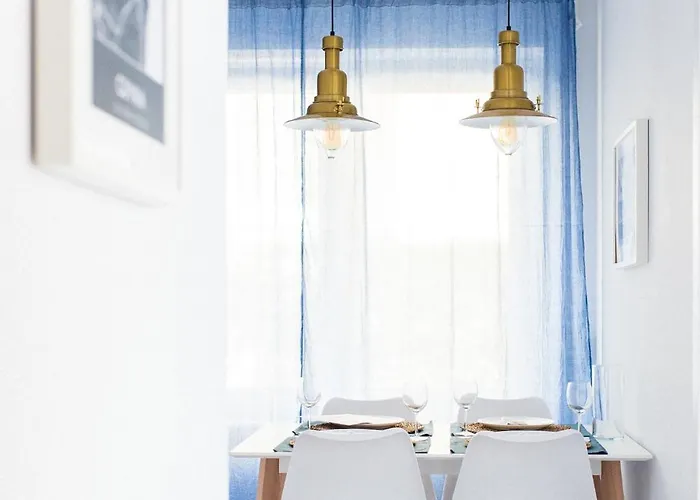 Przylesny Przy Dworcu Z Miejscem Postojowym アパート グディニャ